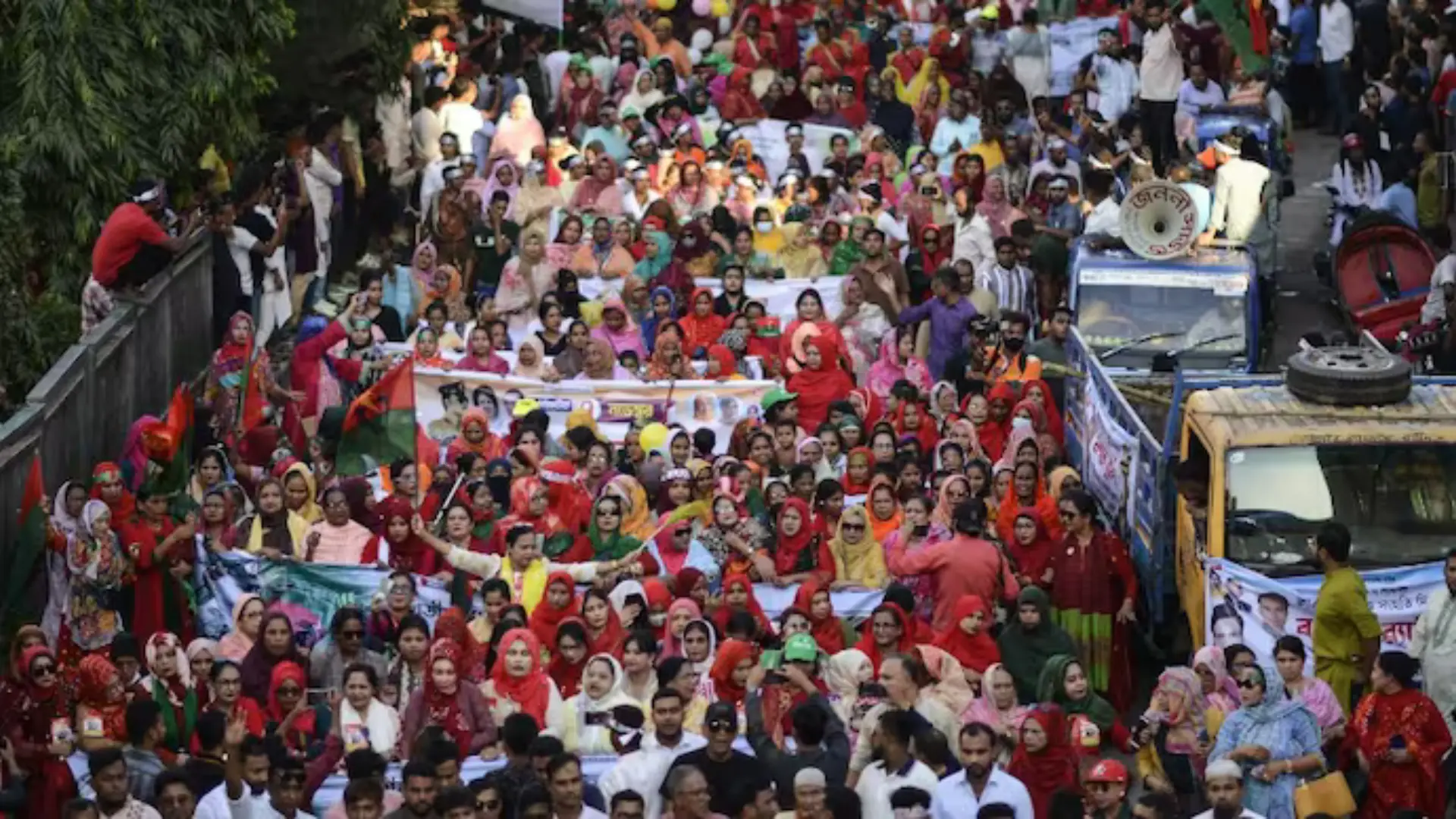 Bangladesh Issues Controversial Fatwa Banning Women From Shopping In Markets