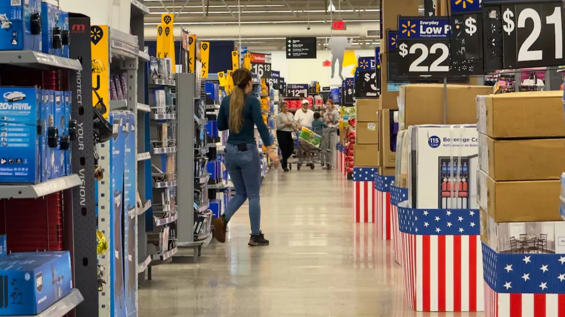 Trump Tells Walmart to ‘Eat the Tariffs’ Amid Rising Retail Prices